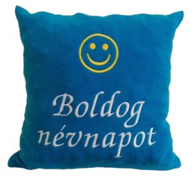   "Boldog névnapot" felirattal + smile-val hímzett párna, türkizkék