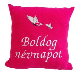   "Boldog névnapot" felirattal + pillangókkal hímzett párna, pink