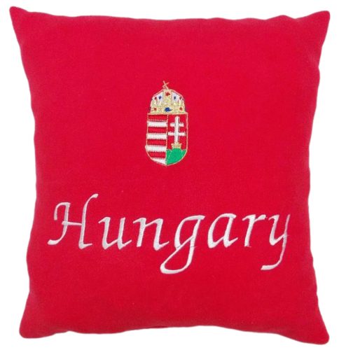 "Hungary" felirattal + címerrel hímzett párna, piros