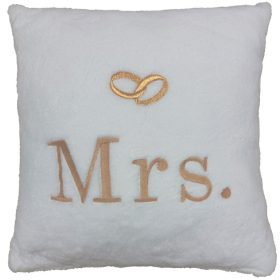   "Mrs." felirattal + arany gyűrűvel hímzett párna, fehér