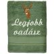 "Legjobb vadász" felirattal + szarvasfejjel hímzett törölköző, moha