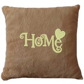 „Home” feliratos hímzett díszpárna, mogyoró – otthon dekoráció