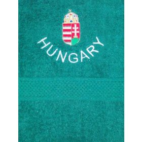   "Hungary" felirattal + címerrel hímzett törölköző, sötét zöld