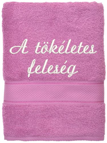 Világoslila hímzett törölköző egyedi felirattal