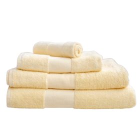 Névvel + mintával hímzett PRÉMIUM törölköző, VANILIA