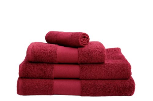 Hímzett PRÉMIUM törölköző 2-3 szavas felirattal + mintával, BORDÓ