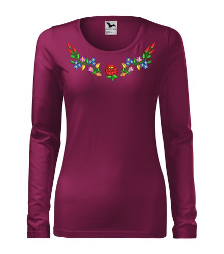 Hímzett, kalocsai mintás női, hosszúujjú bíbor póló színes mintával M