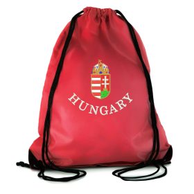 Hímzett zsinóros vízlepergetős táska piros, névvel és mintával, egyedi ajándékötlet